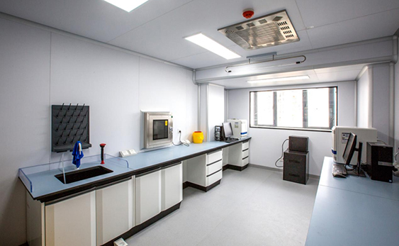 The development trend and style of laboratory furniture