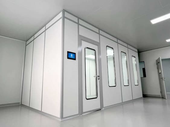 WHAT IS A CLEANROOM: A Comprehensive Guide to Core Concepts and Applications